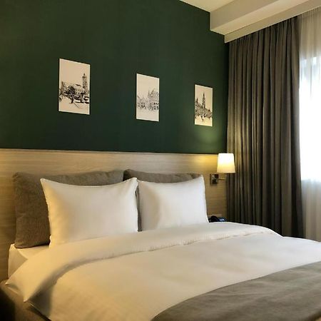 In City Hotel Erywań Zewnętrze zdjęcie