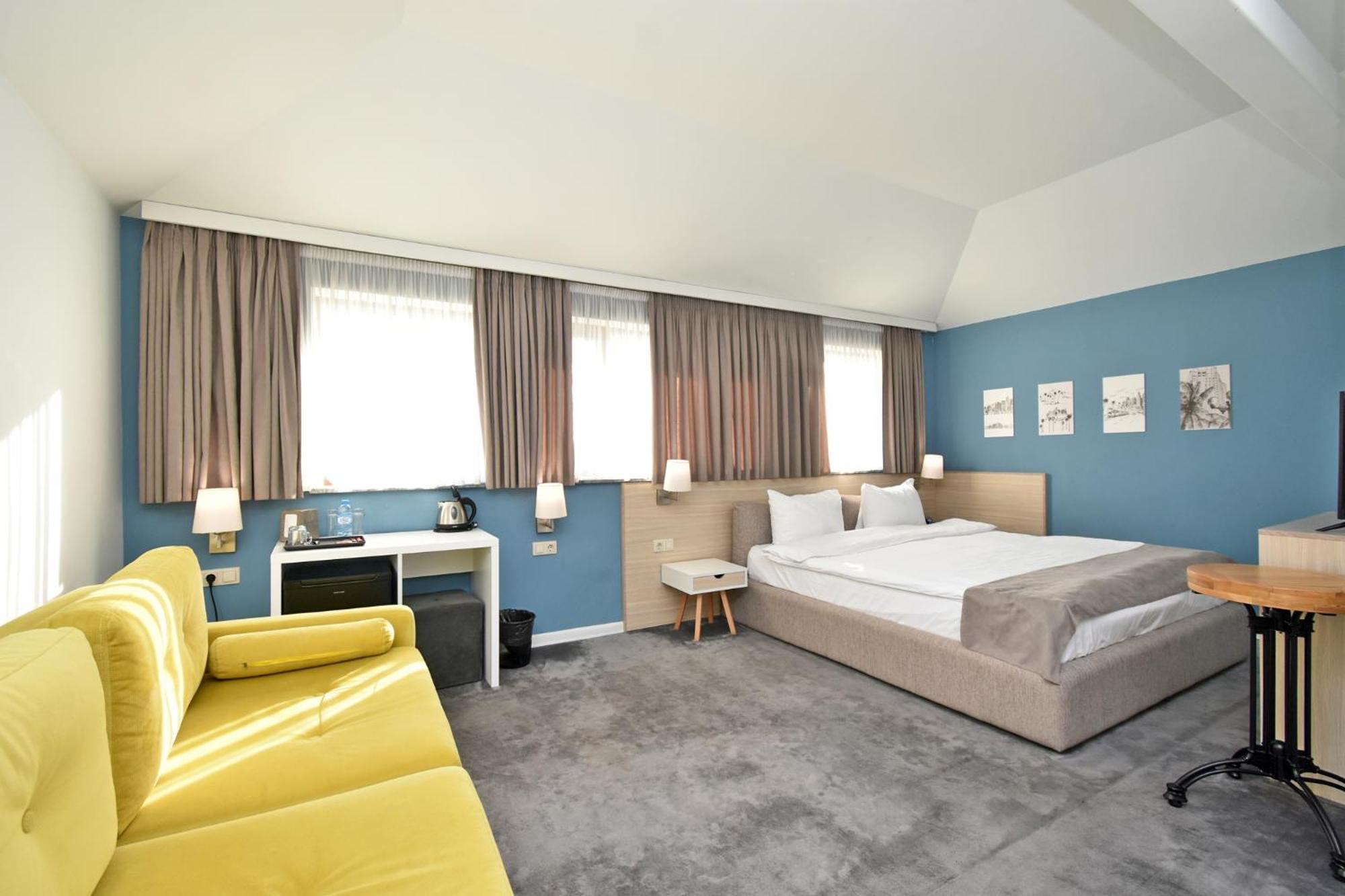 In City Hotel Erywań Zewnętrze zdjęcie