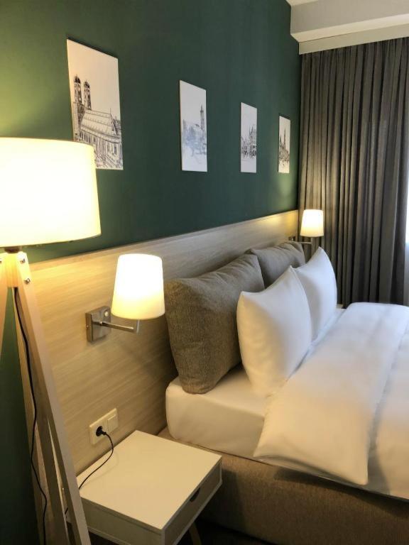 In City Hotel Erywań Zewnętrze zdjęcie