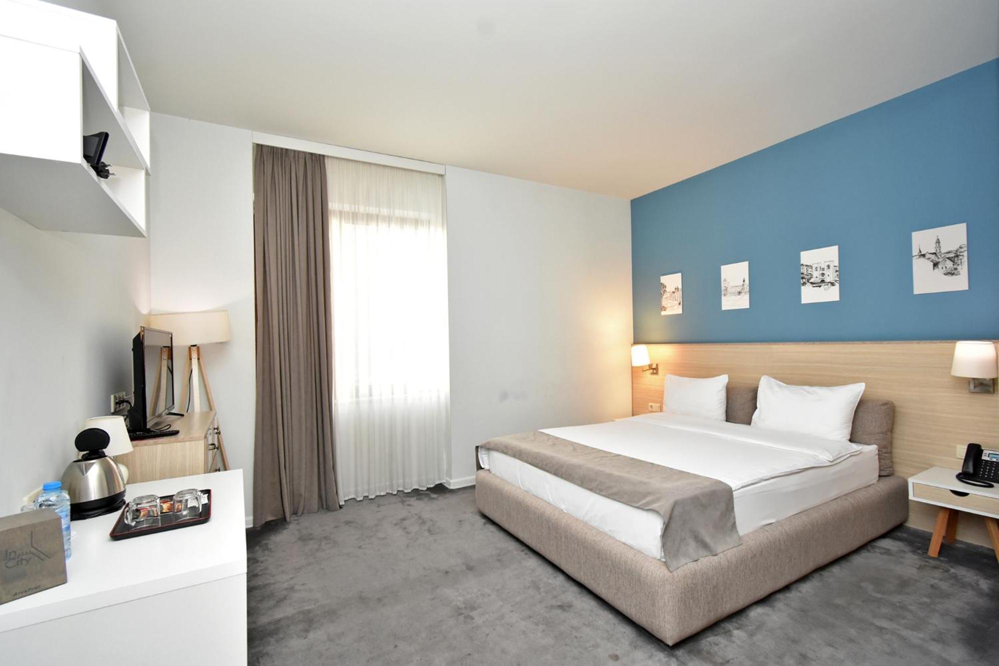 In City Hotel Erywań Zewnętrze zdjęcie