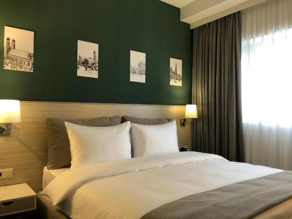 In City Hotel Erywań Zewnętrze zdjęcie